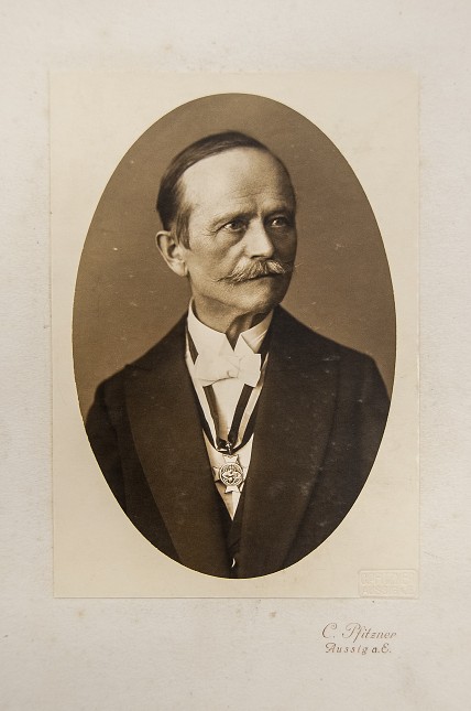 Heinrich Lumpe (16. února 1859 Doubice – 22. února 1936 Dubí)